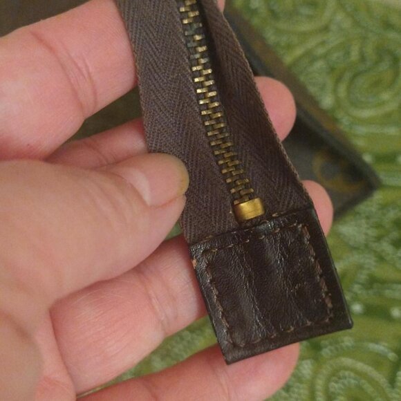 Louis Vuitton Monogram Pouch 12 - Picture 11 of 15